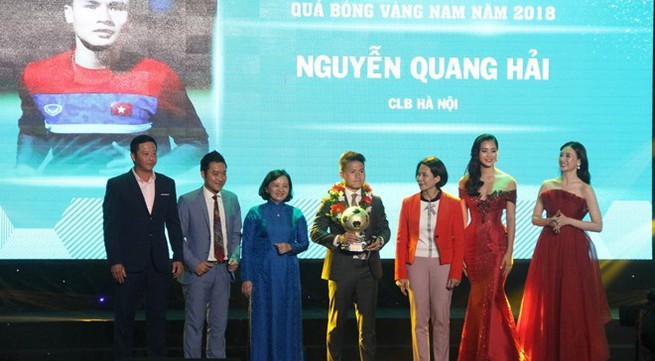 Vietnamese outstanding footballers in 2018 honoured