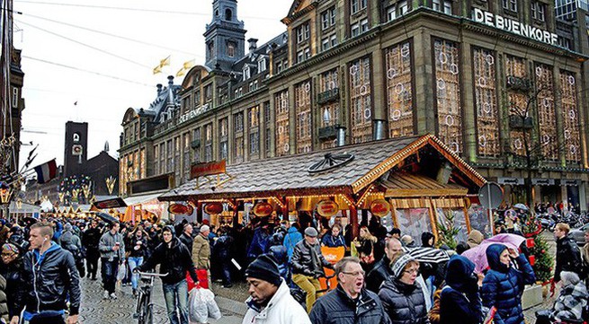 Amsterdam raises tourist tax