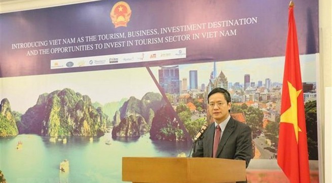 Vietnam introduces destinations to Indonesian tourists, investors