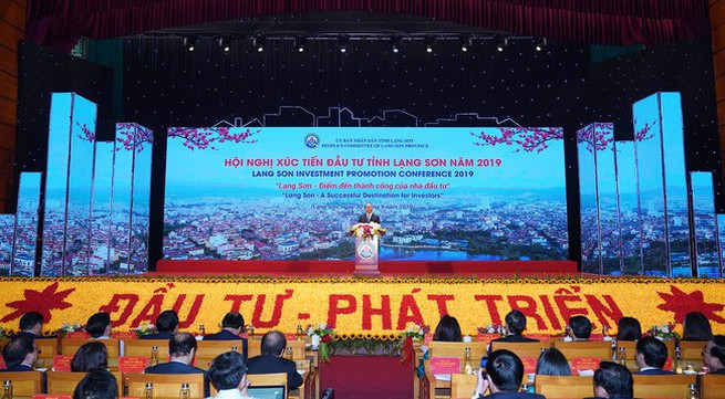 Vietnam to construct economic corridor with China