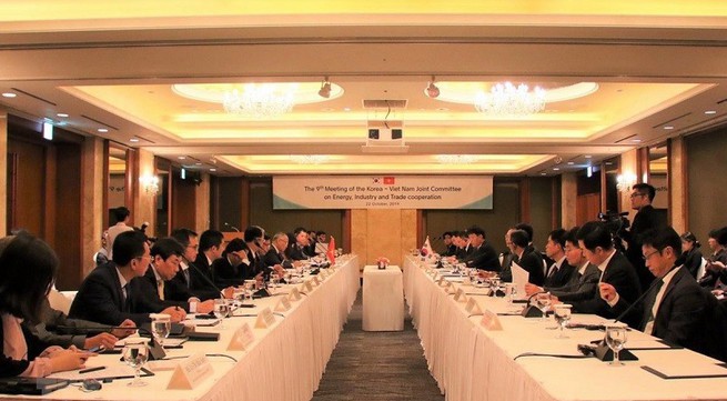 Vietnam, RoK agree to boost cooperation in energy, industry, trade