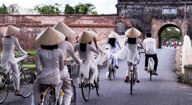 Bicycle tourism service launched in Hue city