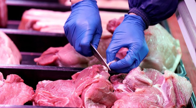 Vietnam to allow pork imports to ease domestic shortage