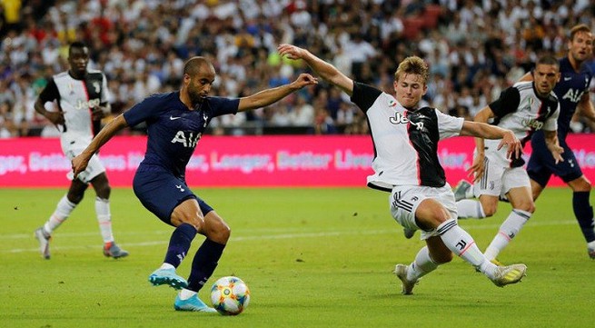 Kane hits 93rd minute wonder-goal as Spurs sink Juventus in Singapore