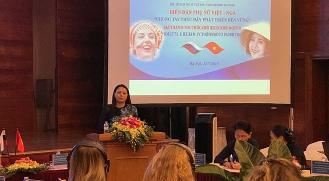 Vietnam – Russia women’s forum held in Hanoi