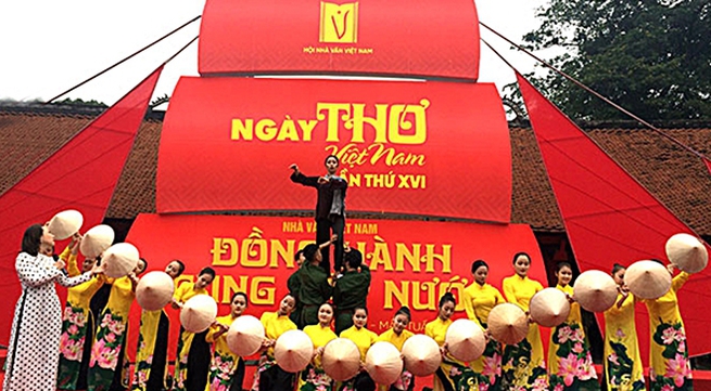 17th Vietnam Poetry Day opens in Hanoi