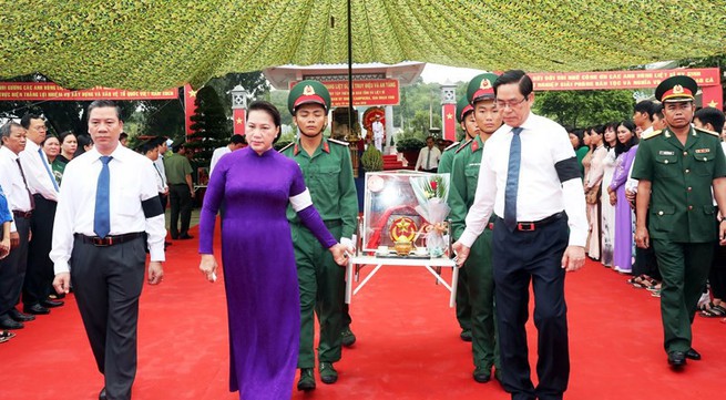 Commemoration and burial of soldiers' sacrifices in Cambodia