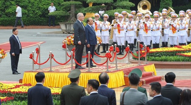 Australian PM Morrison starts official visit to Vietnam