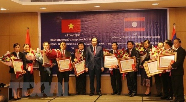 Vietnam, Laos discuss boosting labour, social welfare cooperation