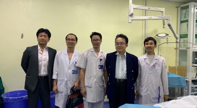 Japanese doctors offer free surgery to Vietnamese patients