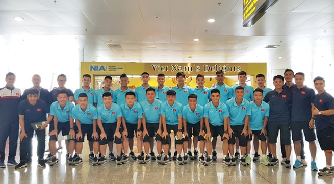 Vietnam U18 team set out for international tournament in Hong Kong (China)
