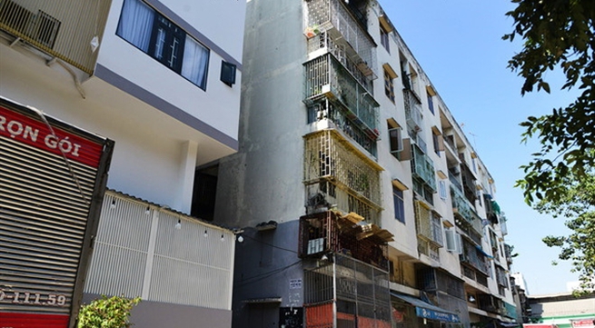 HCM City takes unreasonably long to renovate old tenements