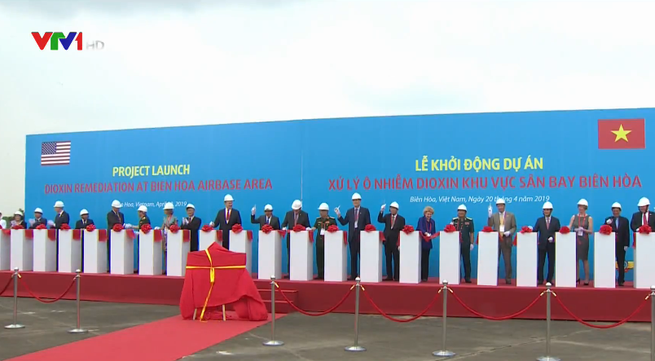 Dioxin purification project launched at Bien Hoa Airport