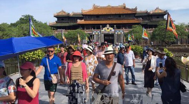 Traditional Tet revived at Hue citadel