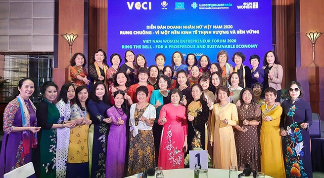 Nearly 200 delegates attend Vietnam Women Entrepreneurs Forum 2020
