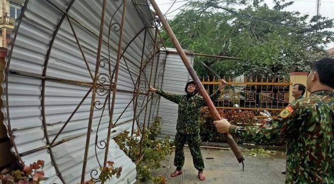 Storm Vamco wreaks havoc in central Vietnam
