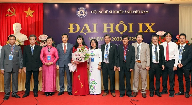 Vietnam Association of Photographic Artists convenes ninth congress