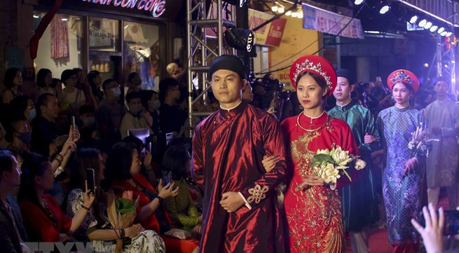 Fashion show celebrates Vietnam Cultural Heritage day