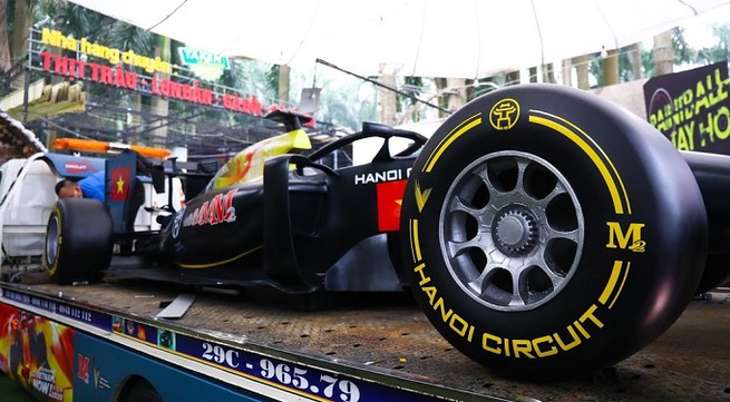 F1 Vietnam Grand Prix warms up with model car parade in Hanoi