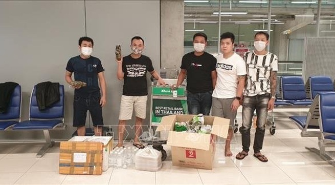 Vietnamese stuck at Thai airport get help