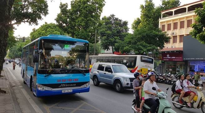 Vietnam eases domestic travel restrictions