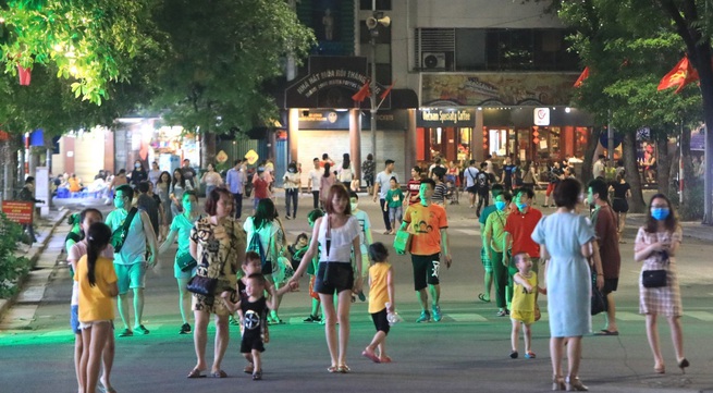 Hanoi capital closes pedestrian streets midnight August 21