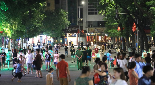 Experts: Night-time economy expected to boost Hanoi tourism