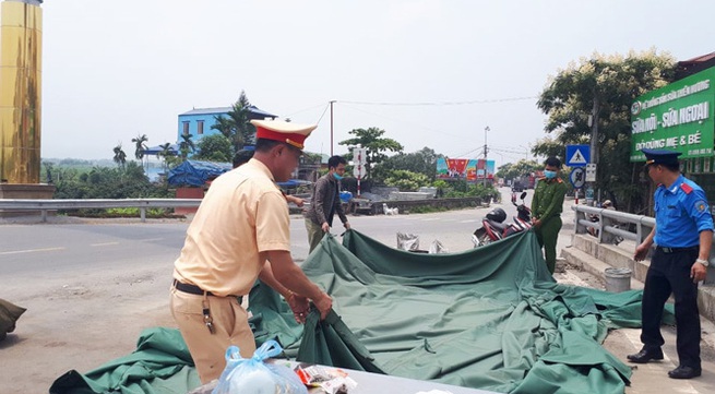 Hanoi dismantles all 30 COVID-19 quarantine posts