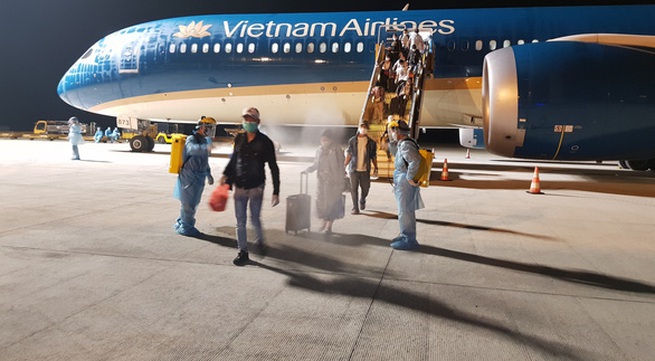 Nearly 300 Vietnamese citizens stranded in UAE repatriated