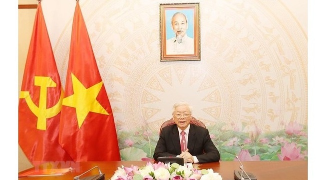 Top Vietnamese, Cambodian leaders hold phone talks