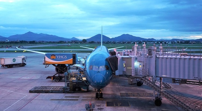 First commercial international flight departs Vietnam since COVID-19 closure
