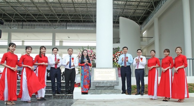 Two key projects on education and health inaugurated in Vinh Phuc