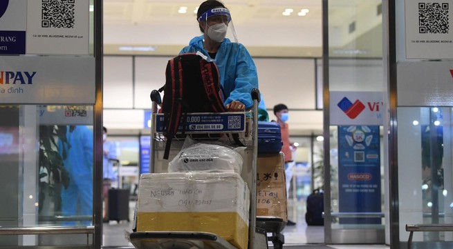 Hanoi, Hai phong cancel mandatory quarantine for air passengers