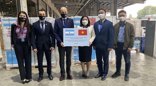 Argentina donates 500,000 AstraZeneca vaccine doses to Vietnam