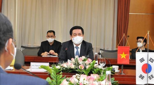 Vietnam, RoK promote cooperation in trade, industry, energy