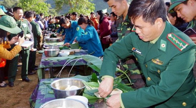 Practical activities support ethnic minority groups and border areas ahead of Tet