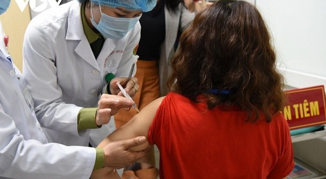 Vietnam completes first shots of Nano Covax in second-stage human trials