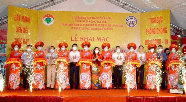 More than 100 pavilions showcased at Vietnamese Goods Week in Hanoi