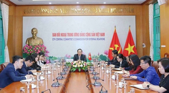 Vietnam always treasures strategic partnership with Singapore: Party official
