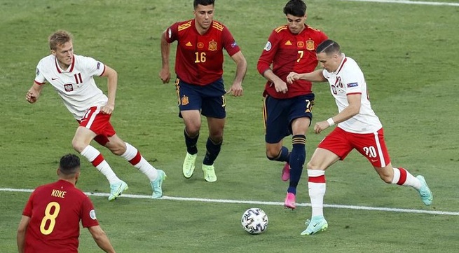Wasteful Spain struggle to 1-1 draw with Poland