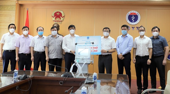 PetroVietnam donates 200 ventilators to support southern localities