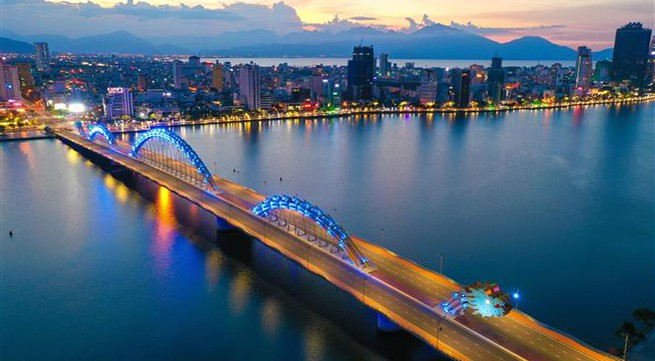 Da Nang suspends all activities within city