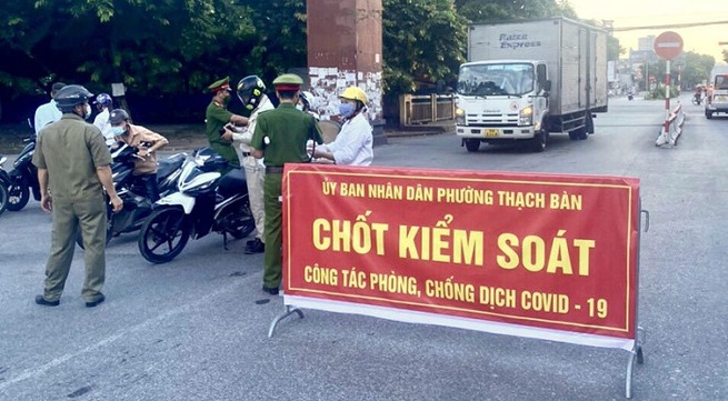 Hanoi tightens travel controls amid social distancing restrictions