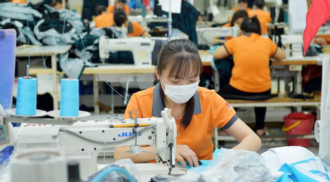 China raw materials supply resumes, but Việt Nam’s export markets close borders