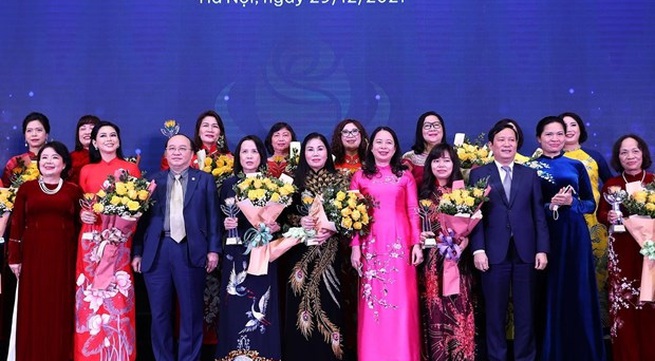 60 outstanding businesswomen honoured