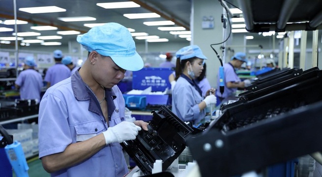 Vietnam attracts 31 billion USD in foreign direct investment for 2021