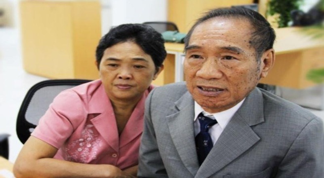 Teacher Nguyen Ngoc Ky who writes with his feet passes away