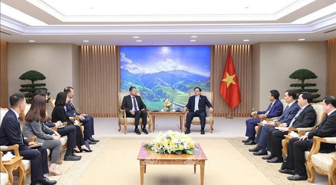 PM welcomes Adidas's expansion plan in Vietnam