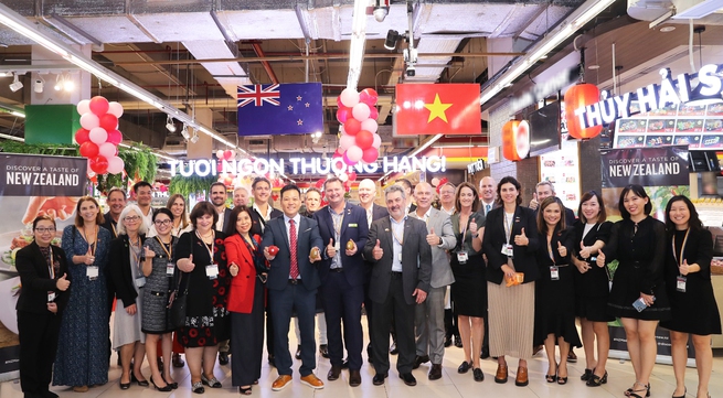 New Zealand Prime Minister leads trade delegation to explore opportunities with Vietnam