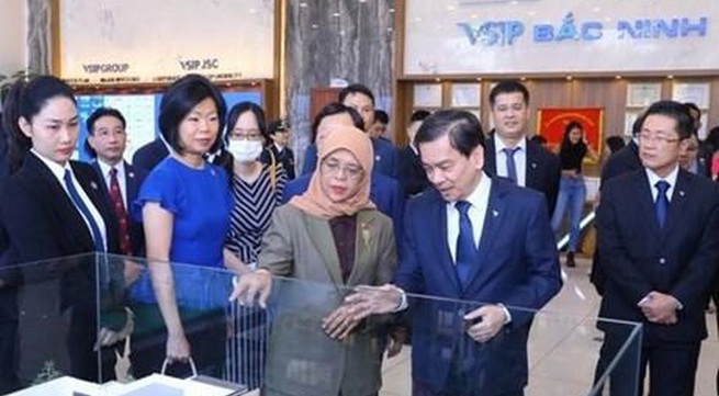 Singaporean President visits VSIP Bac Ninh